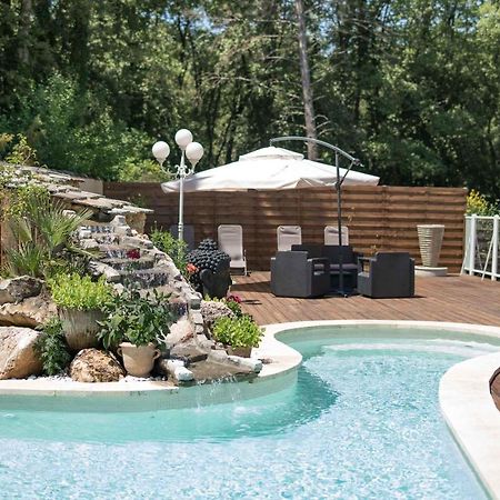Mas Des Sentes Petit T1 Lägenhet Nans-les-Pins Exteriör bild